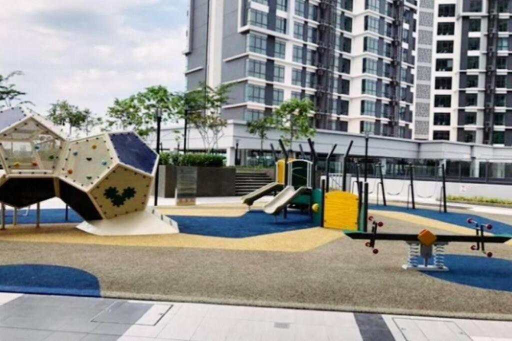 Kenwingston Cyberjaya Free Wifi By Premium Stay Zewnętrze zdjęcie